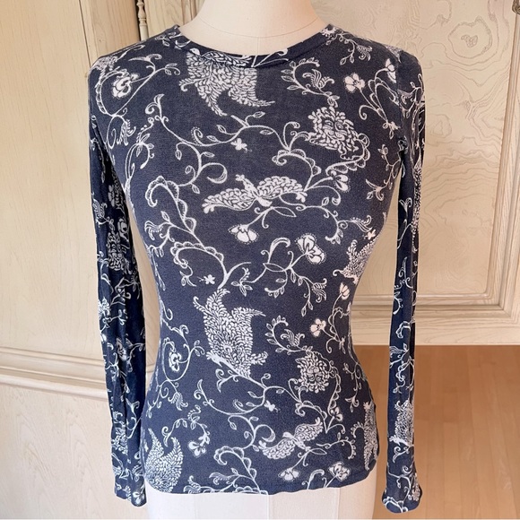 Lilly Pulitzer Sweaters - Lilly Pulitzer 100% Cotton Long-Sleeve Printed Sweater